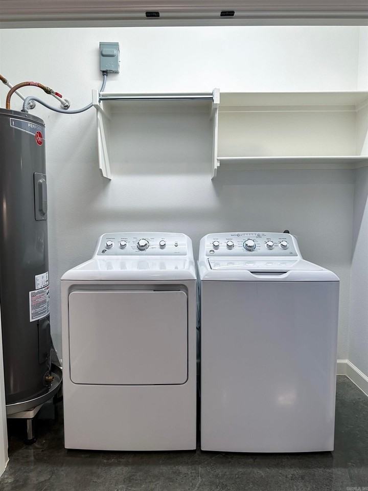 Crestwood Dr - Photo 5 of 8