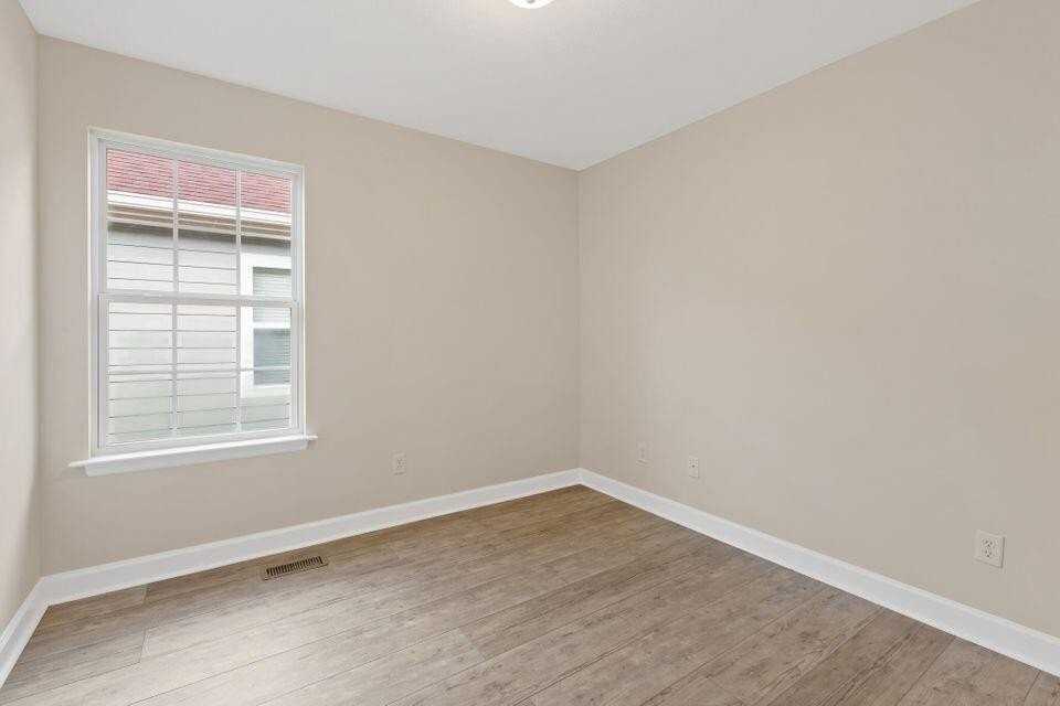 88 Battle Farm Ct - Photo 7 of 33