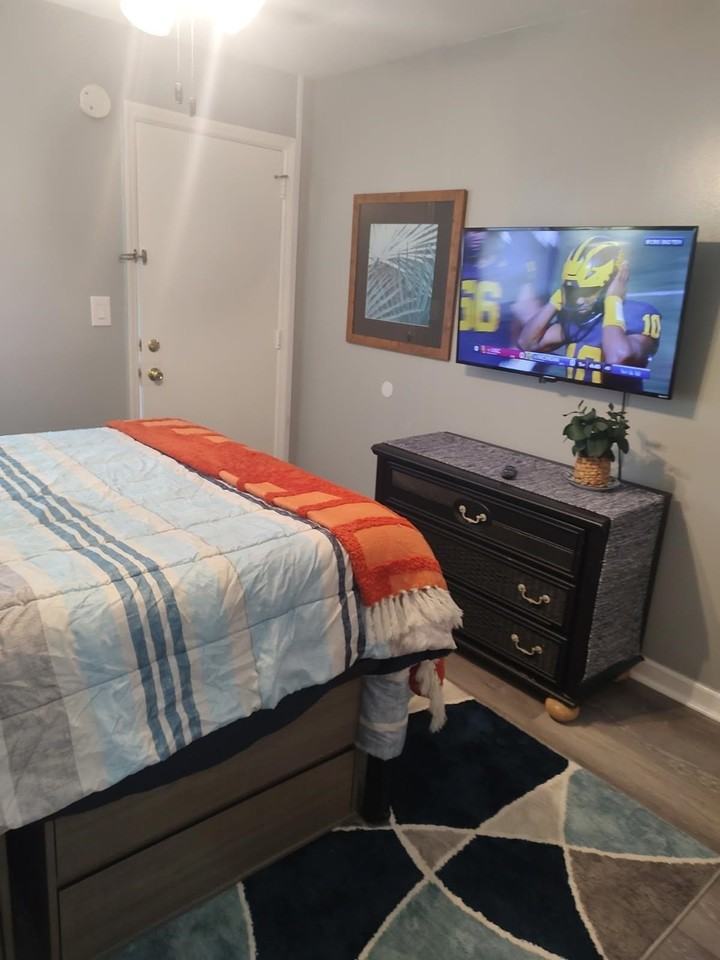 307 Flagg St - Photo 7 of 21