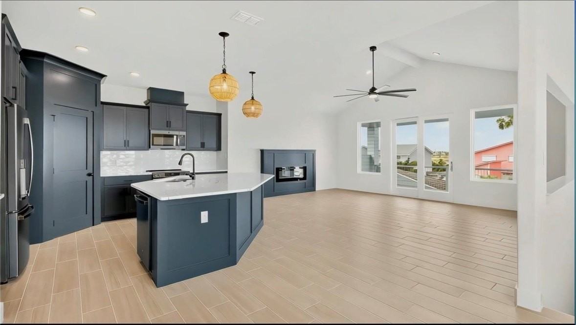 15206 Cruiser St - Photo 6 of 14