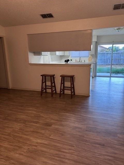 1125 Selkirk Dr - Photo 5 of 5