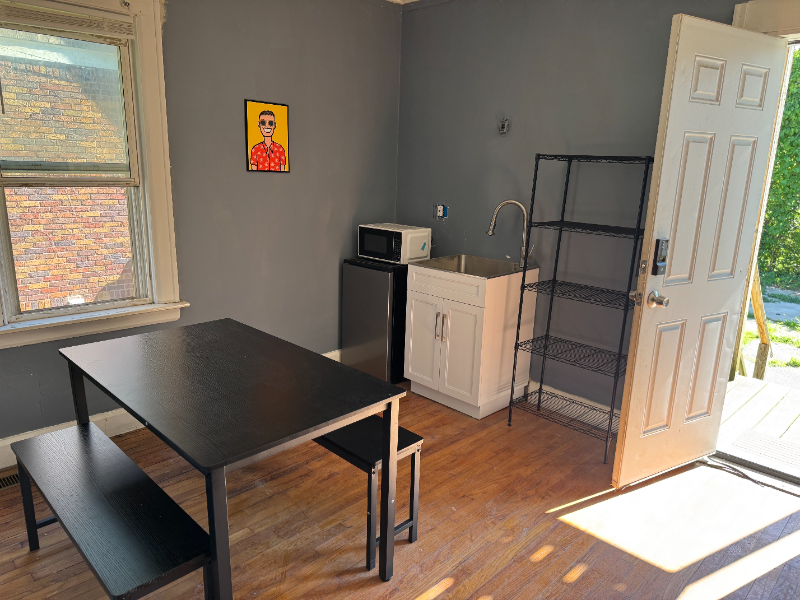 3625 Bedford St #B - Photo 5 of 7