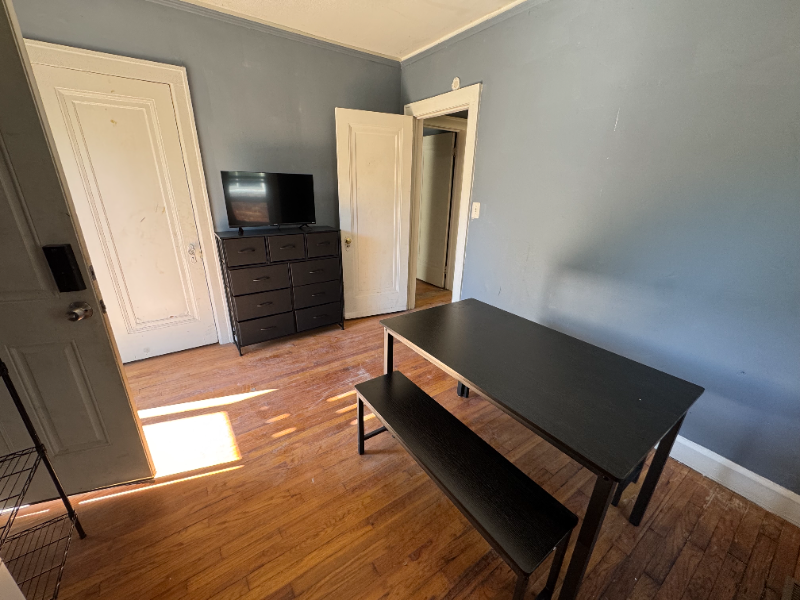 3625 Bedford St #B - Photo 6 of 7