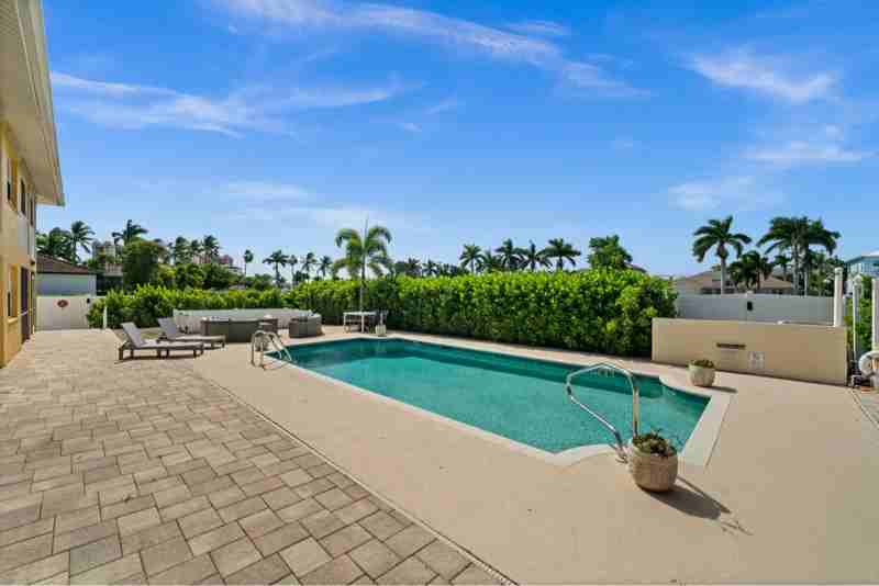 5420 Chiquita Blvd S - Photo 6 of 22