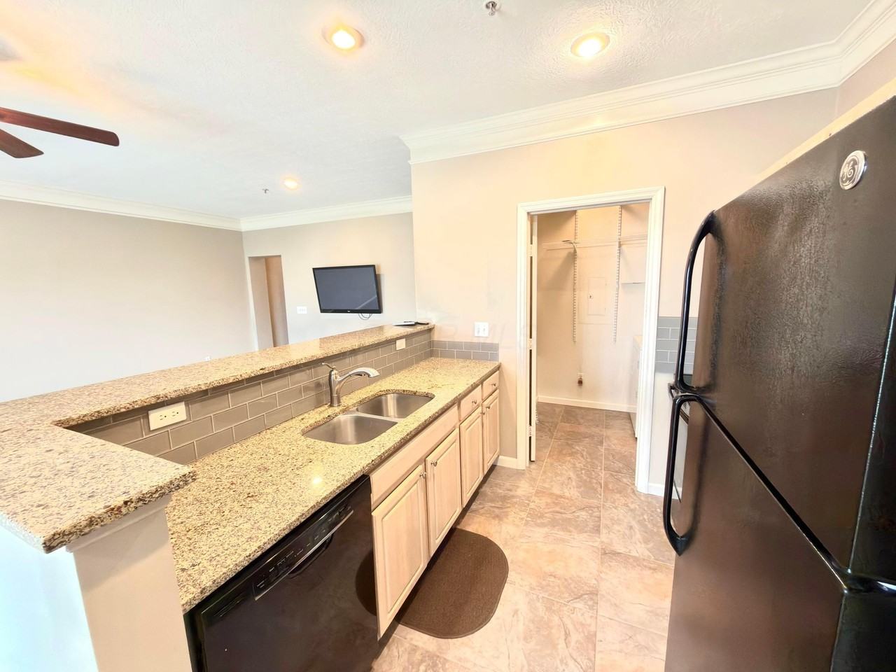 6265 Craughwell Ln - Photo 6 of 14