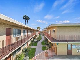 15120 Woodruff Ave - Photo 1 of 1
