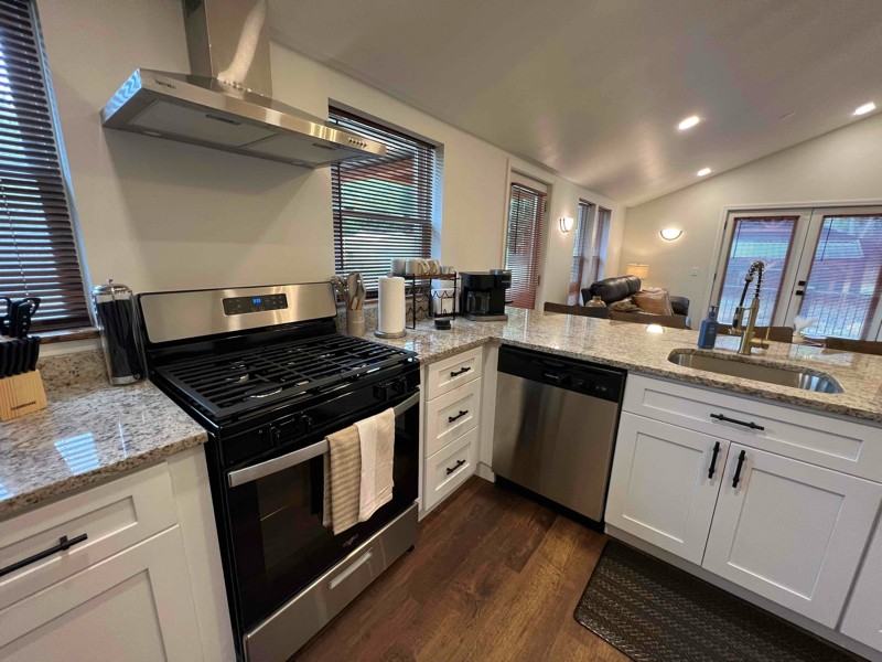358 Petroleum Center Rd - Photo 7 of 14
