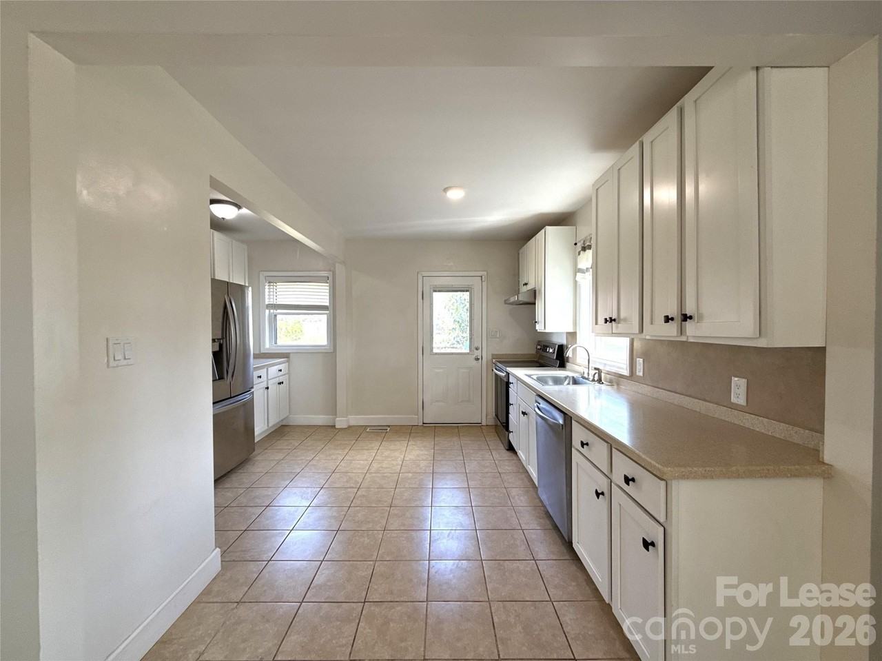 2520 Brentwood Pl - Photo 5 of 15