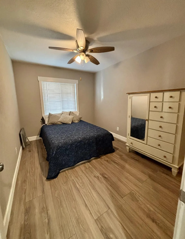 1155 Maple St - Photo 7 of 9