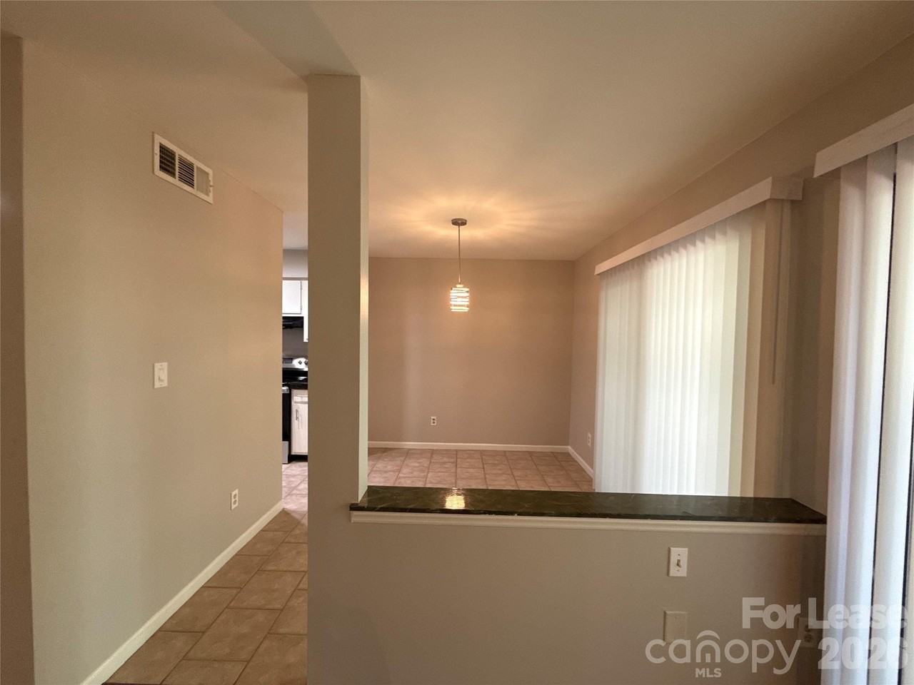 11002 Harrowfield Rd - Photo 5 of 16