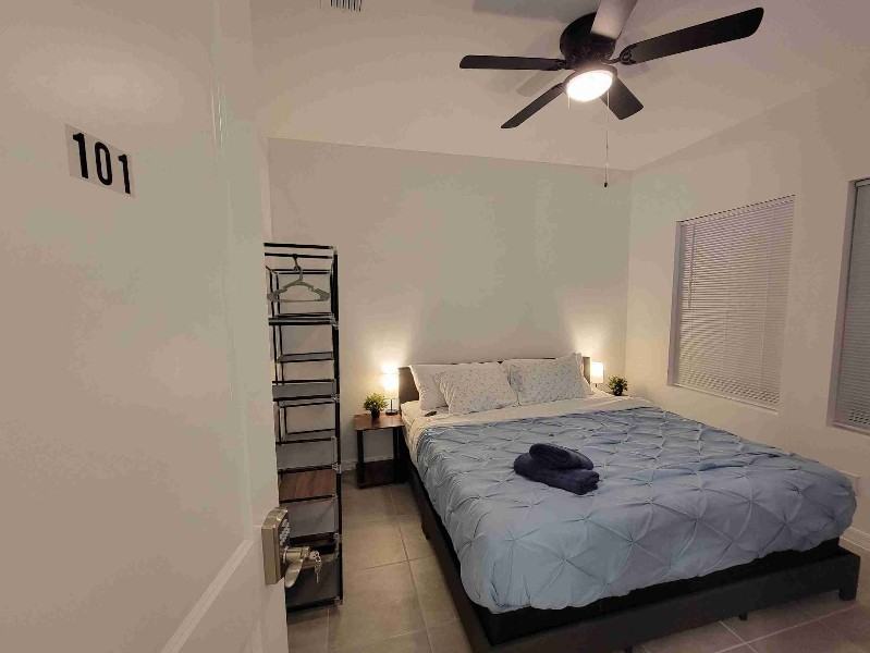 2058 Derwent Dr - Photo 6 of 18