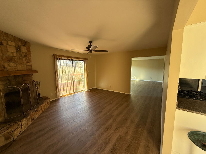 1431 Brookwood Cir - Photo 6 of 24