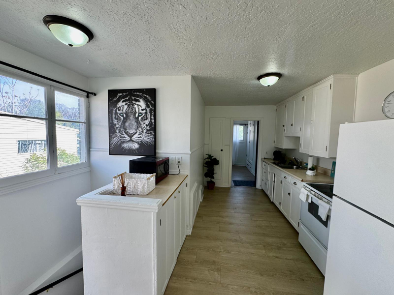 440 E Garfield Ave - Photo 6 of 10