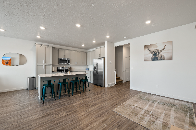 1104 W Early Light Way - Photo 2 of 20