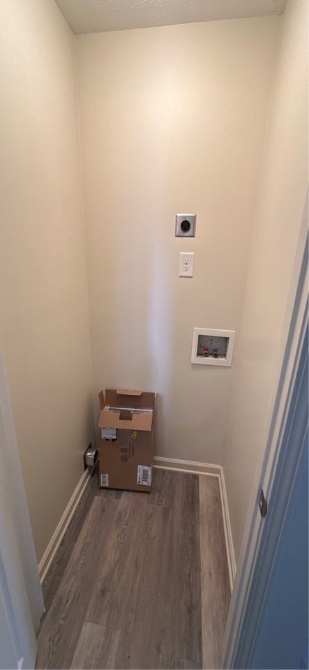 111 Ezra Ct #B - Photo 4 of 8