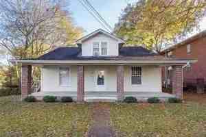 featured image of 135 Gilbert Ct