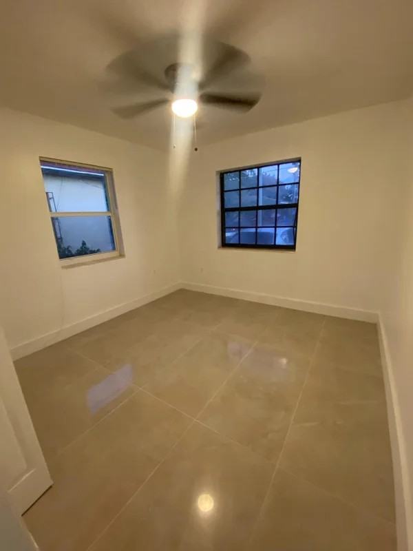 29 Nw 68th St - Photo 3 of 17