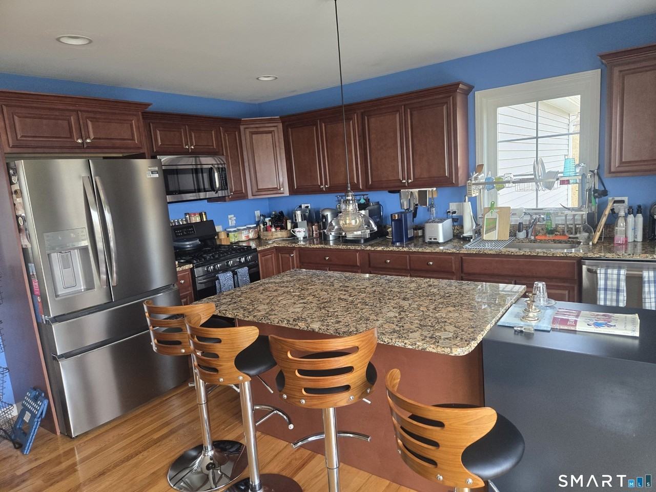 57 Beachside Ave - Photo 3 of 24