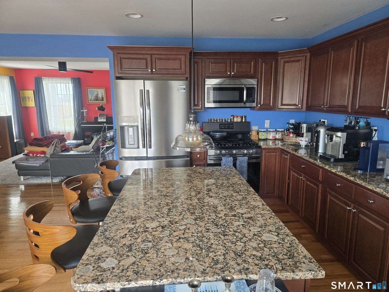 57 Beachside Ave - Photo 4 of 24