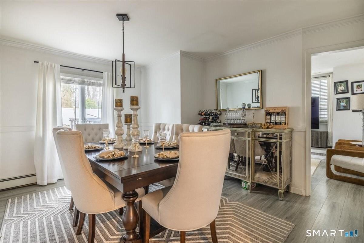 56 Linden St - Photo 7 of 20