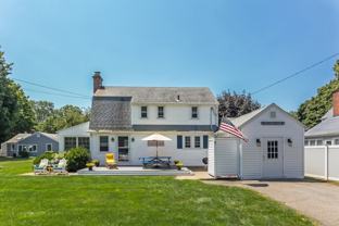 52 Overshores E - Photo 1 of 1