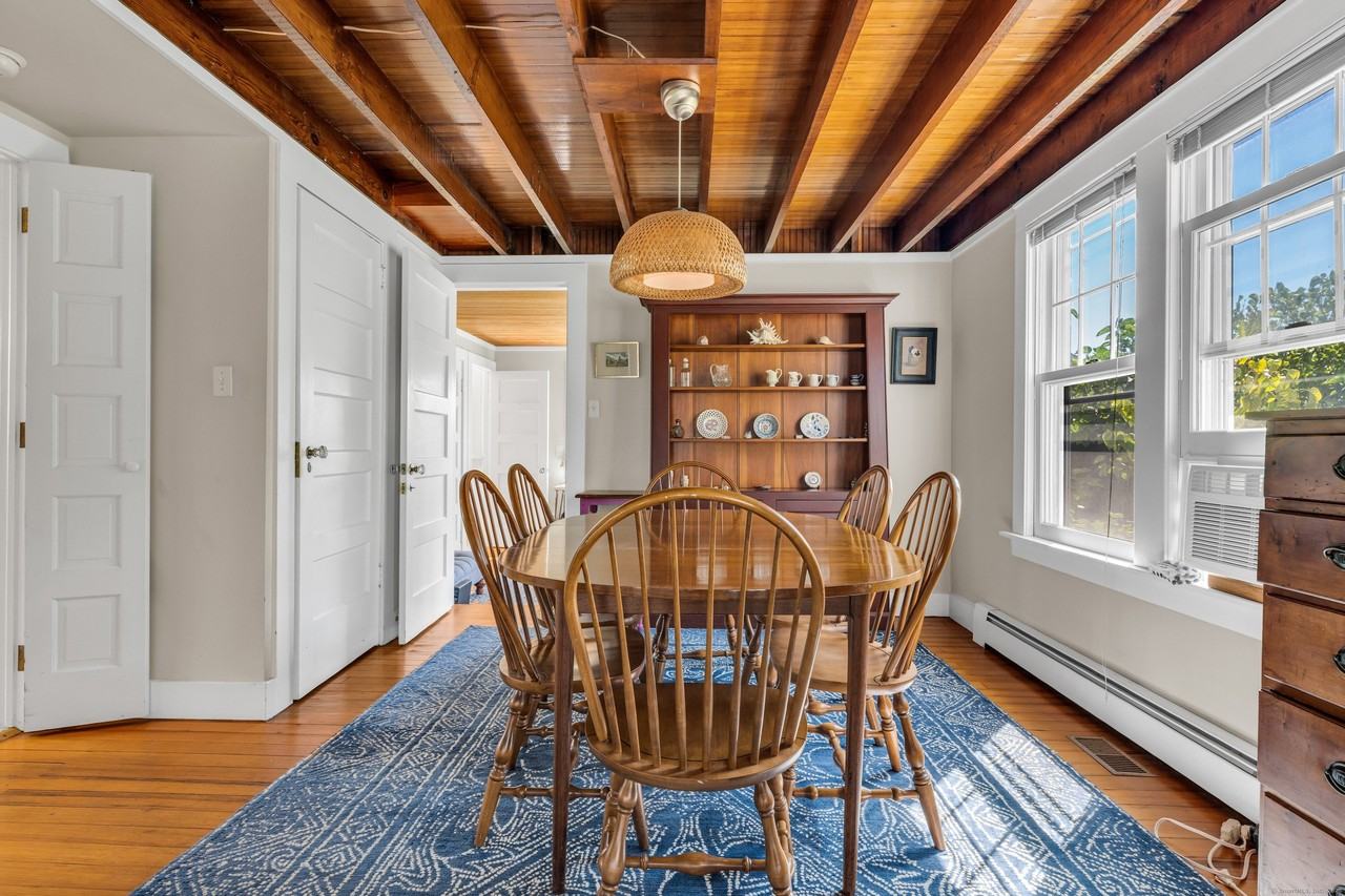 27 Ridgewood Ave - Photo 6 of 29