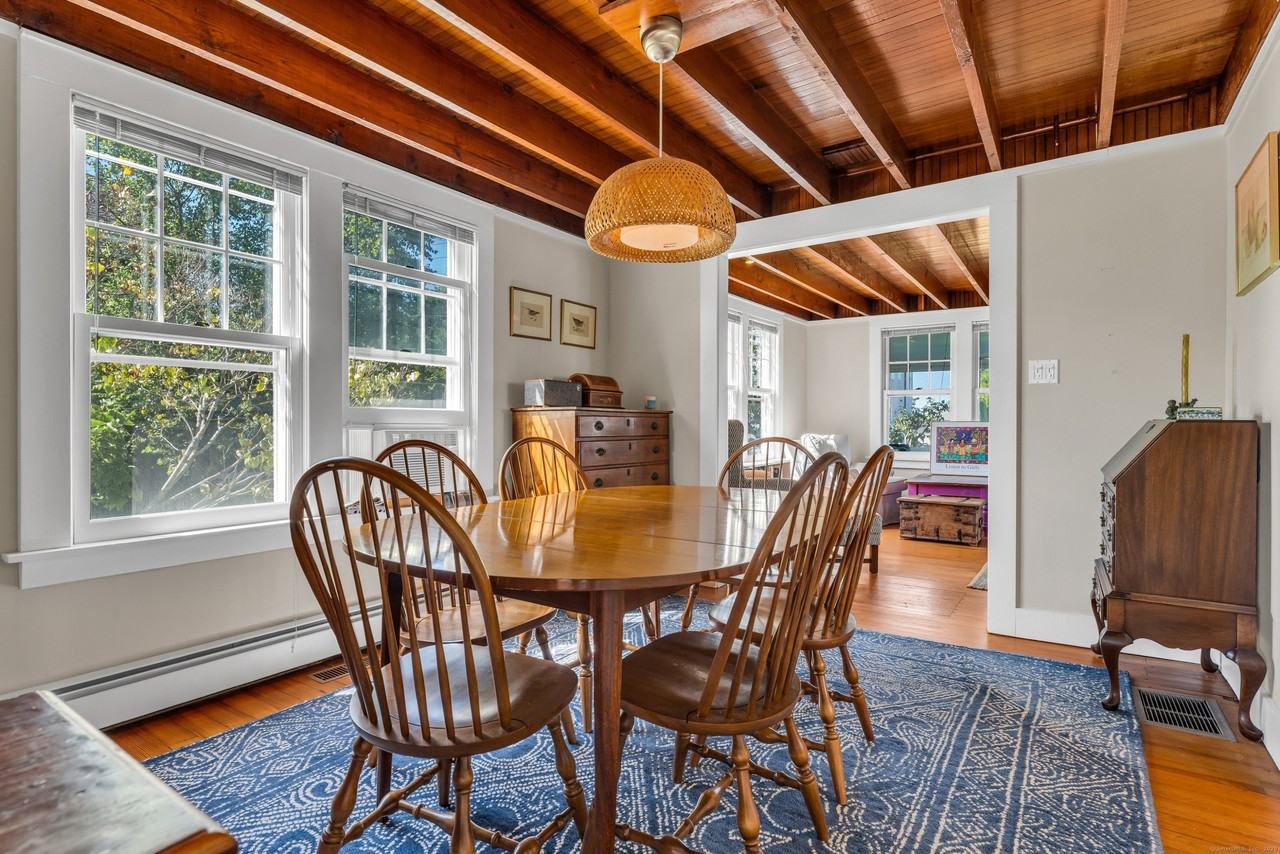 27 Ridgewood Ave - Photo 7 of 29