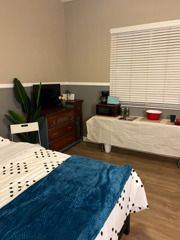 1685 Rose Ave - Photo 6 of 15