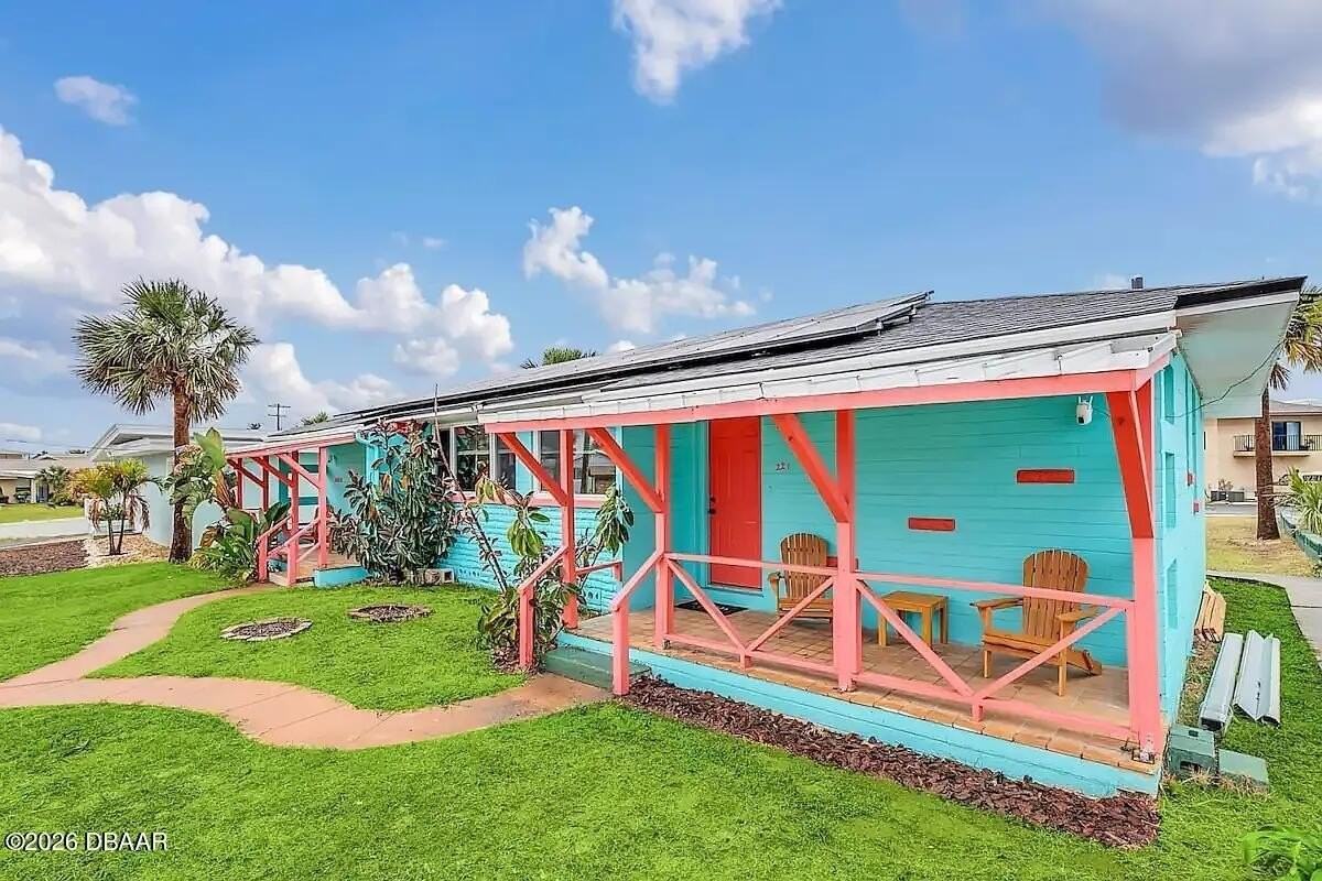 219 Bonner Ave Unit 2 - Photo 2 of 13