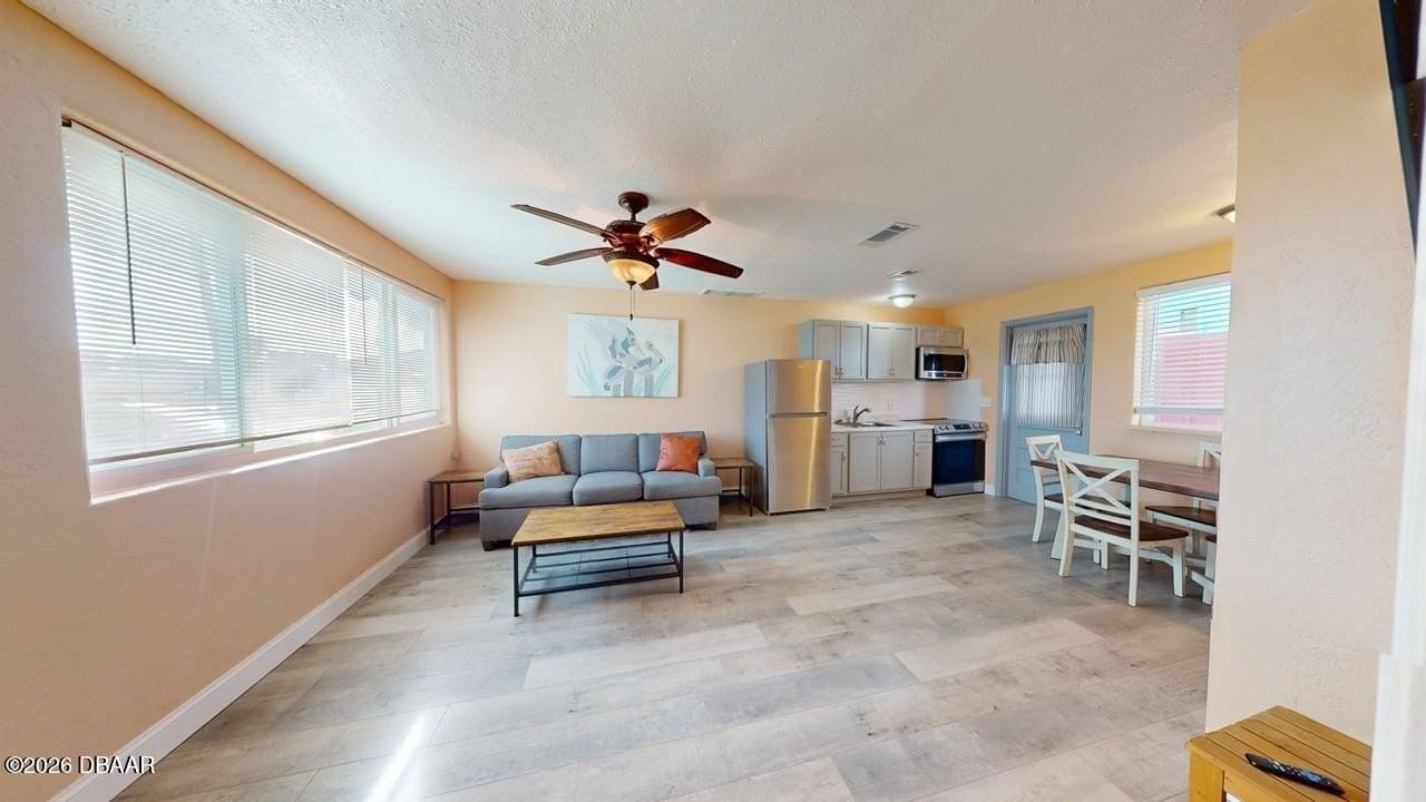 219 Bonner Ave Unit 2 - Photo 5 of 13