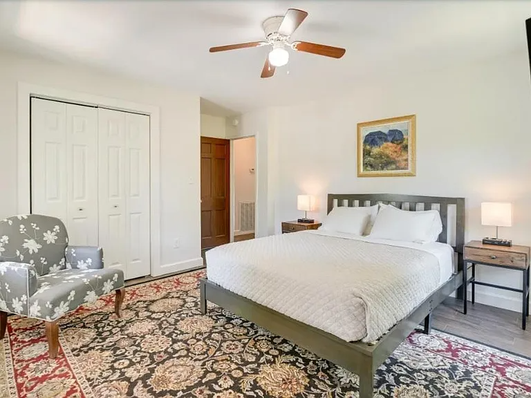 1625 Front St #C - Photo 5 of 12