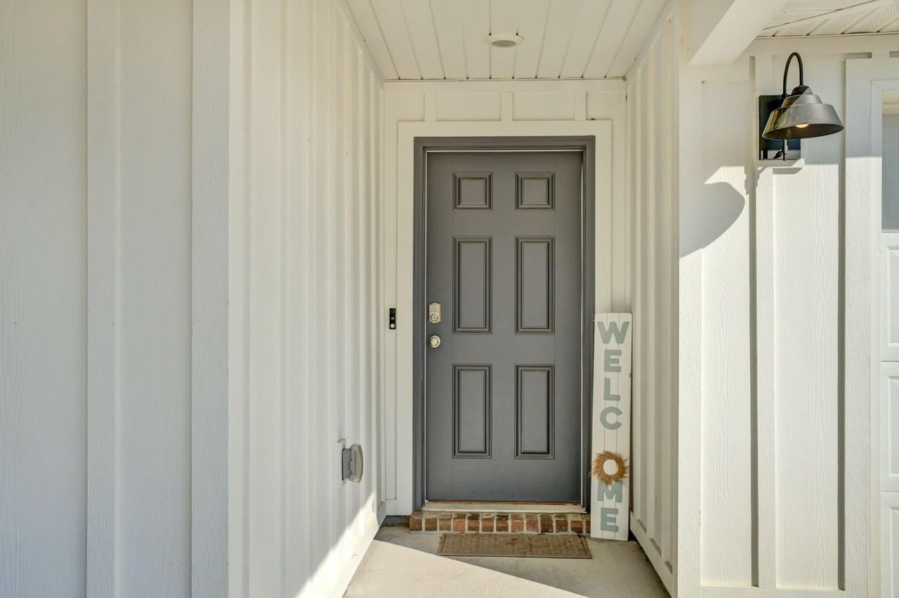 535 Mary Lou Way - Photo 6 of 37