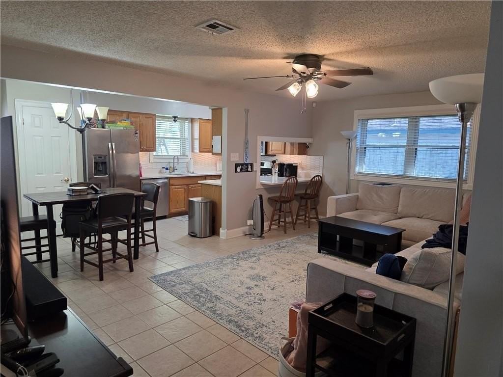 148 Ehret Pl - Photo 2 of 15