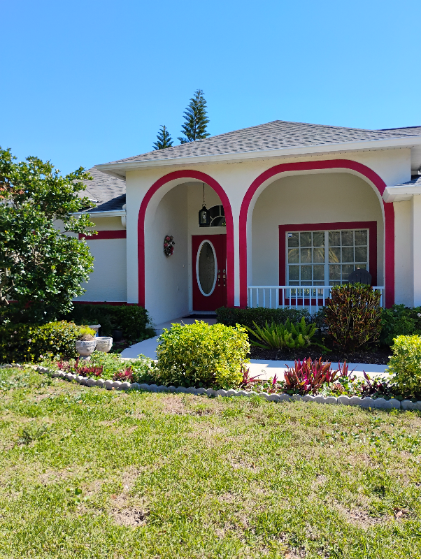 606 Seaside Dr - Photo 2 of 29