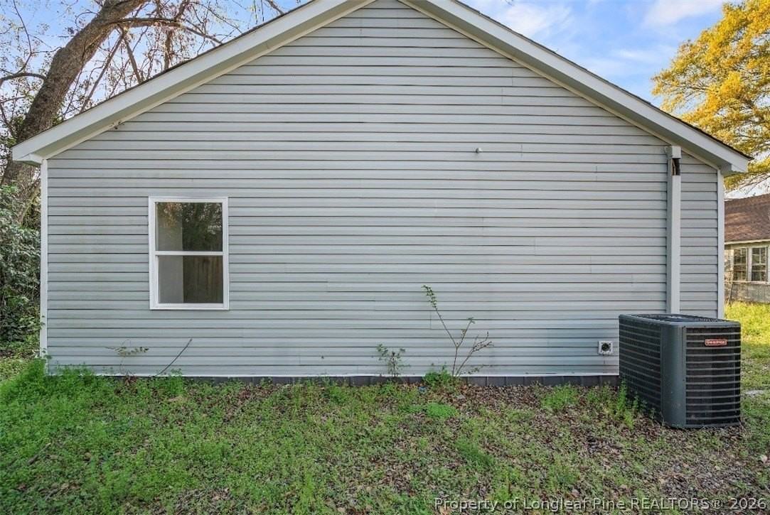 313 S Racepath St - Photo 4 of 23