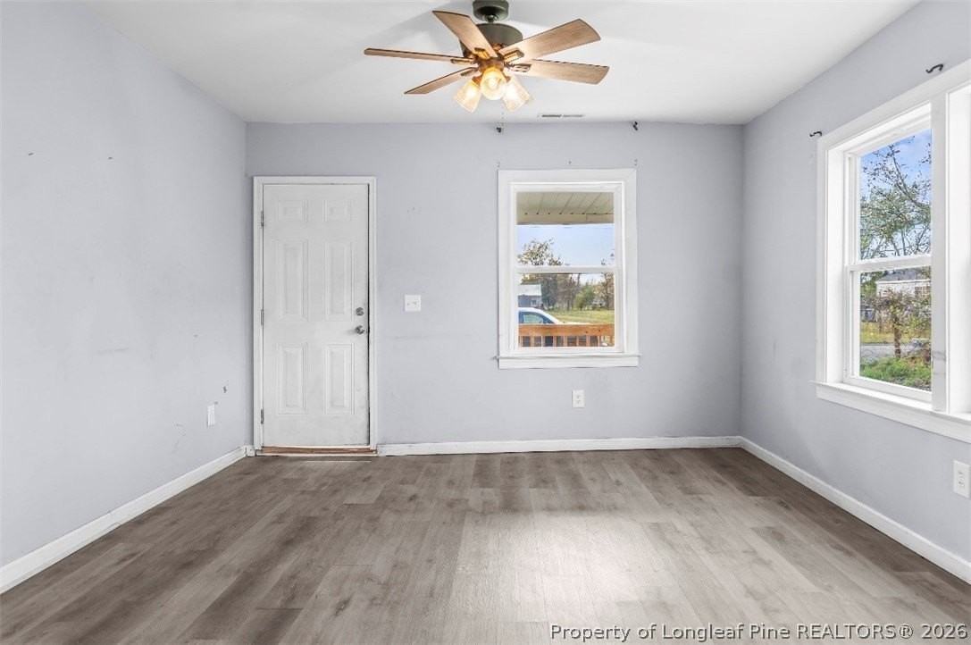 313 S Racepath St - Photo 7 of 23