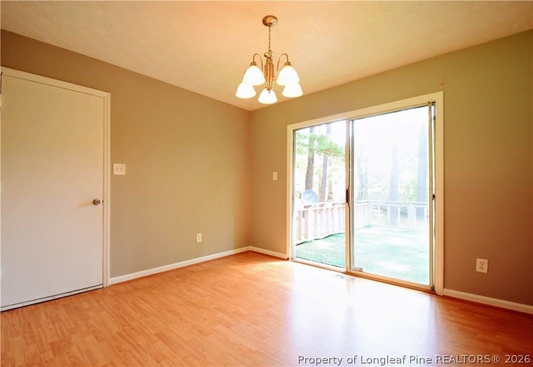 211 Livermore Dr - Photo 6 of 25