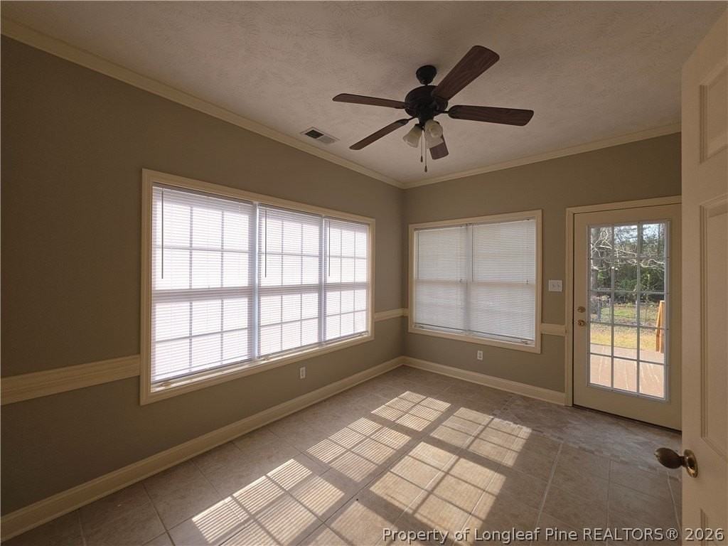 5924 Mcdonald Rd - Photo 4 of 14