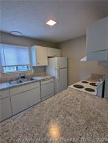 833 Applewood Ln - Photo 1 of 1