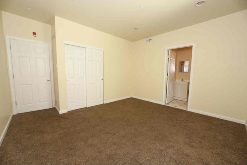 1447 N 17th St #A - Photo 3 of 12