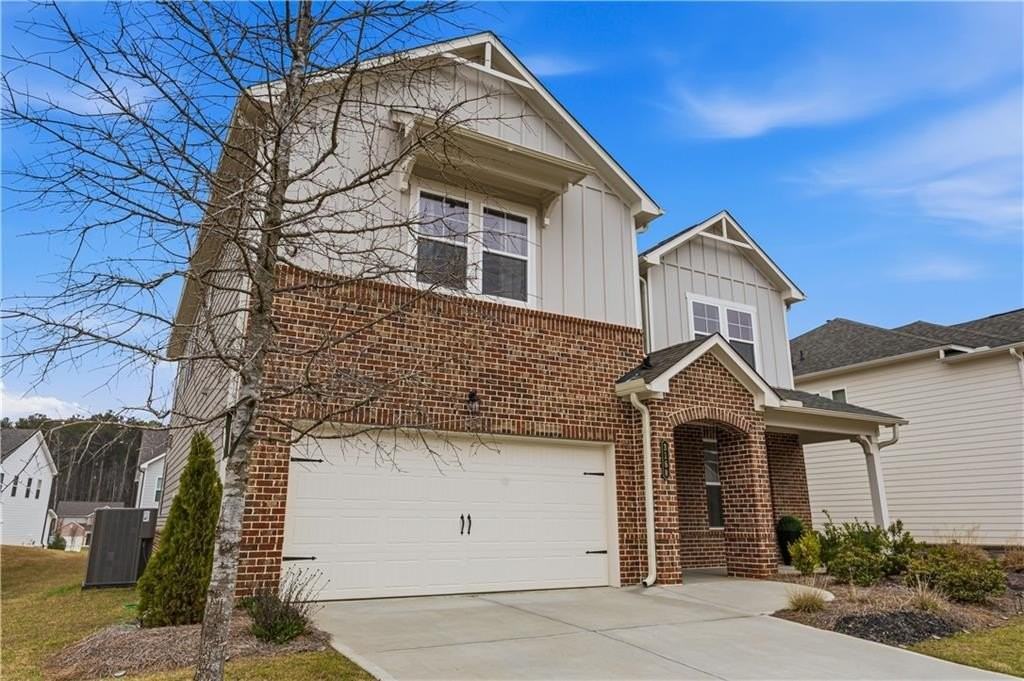 3168 Shirecrest Ln - Photo 2 of 39