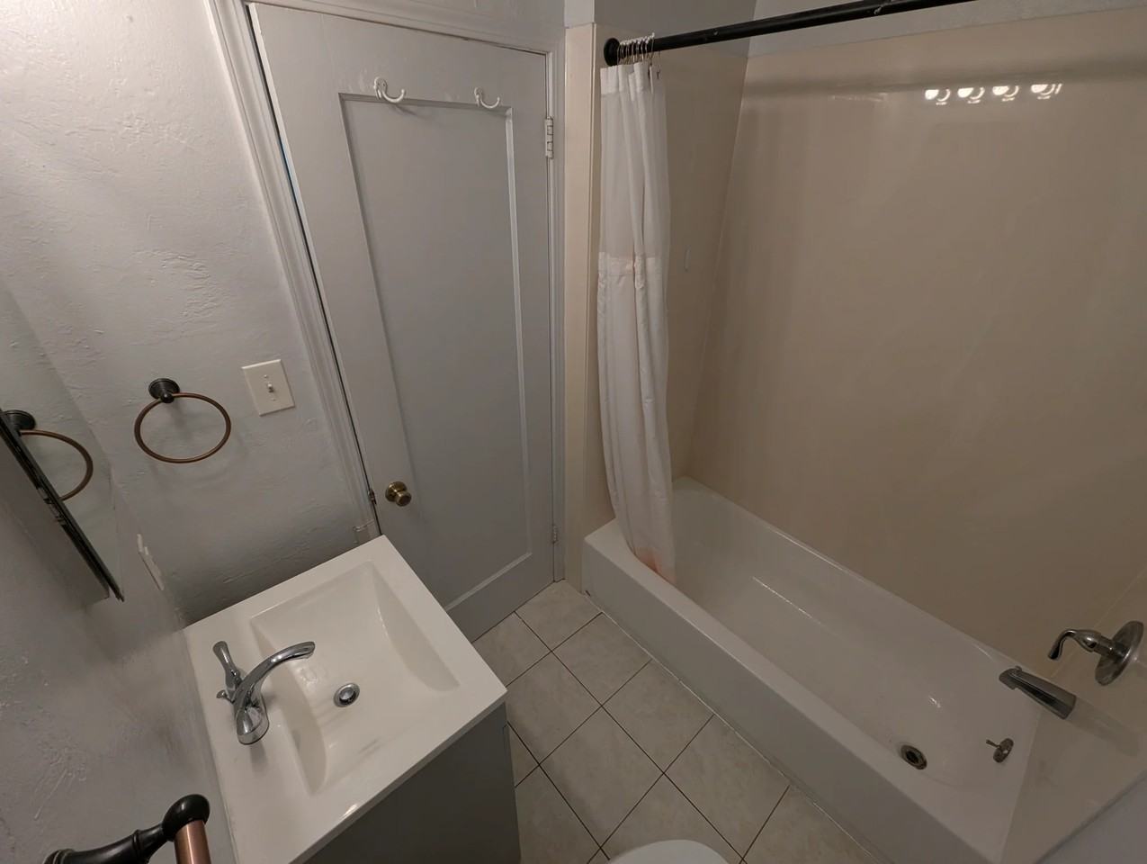 1587 2nd Ave #2 - Photo 3 of 6