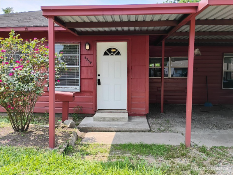 5954 Doolittle Blvd - Photo 2 of 30