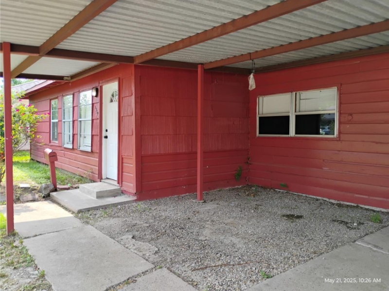 5954 Doolittle Blvd - Photo 3 of 30