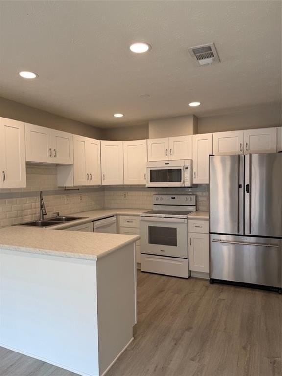 504 Plymouth Ln - Photo 4 of 13