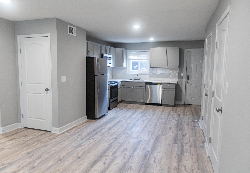 11216 W 60th St - Photo 4 of 8