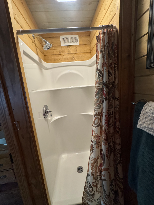 369 Lawson Rd - Photo 5 of 14