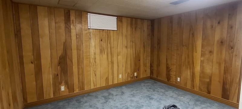 557 W 4800 S - Photo 4 of 10