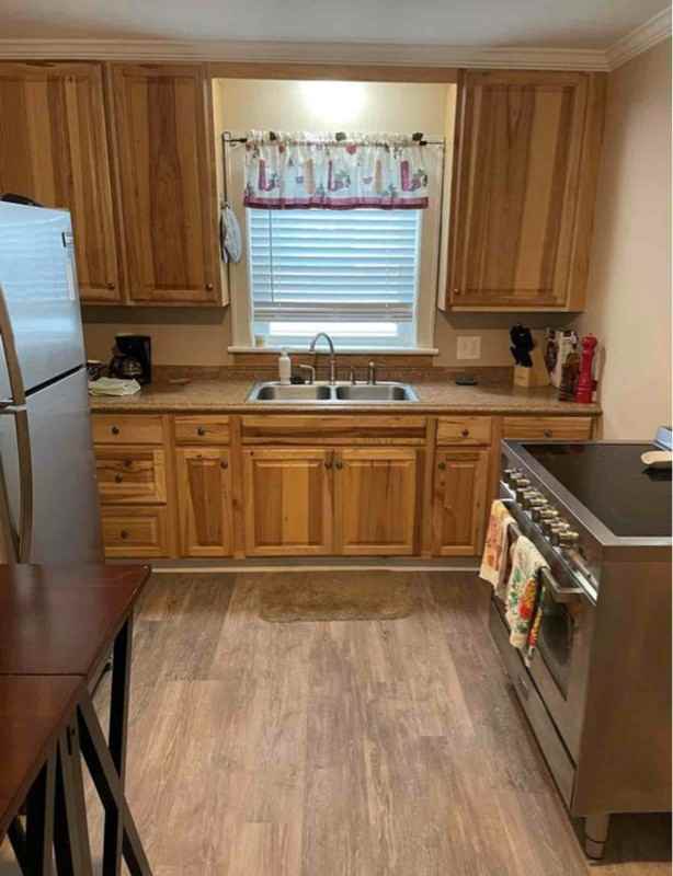 512 14th St - Photo 6 of 17