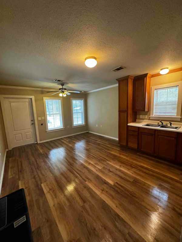 3015 Chatawa Rd - Photo 2 of 7